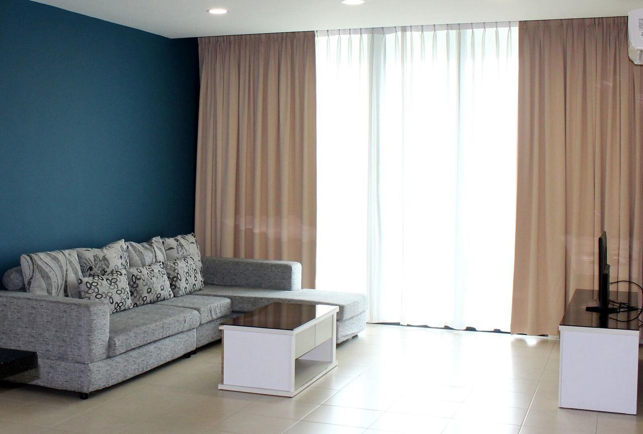 Tribeca Suites Кучинг Экстерьер фото